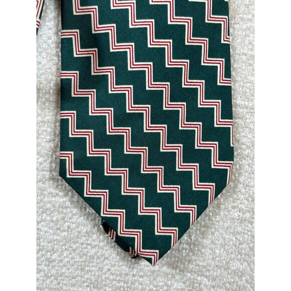 Polo Ralph Lauren Men Red Green Zigzag 100% Silk Necktie 59" × 3.75" Designer - Picture 8 of 8